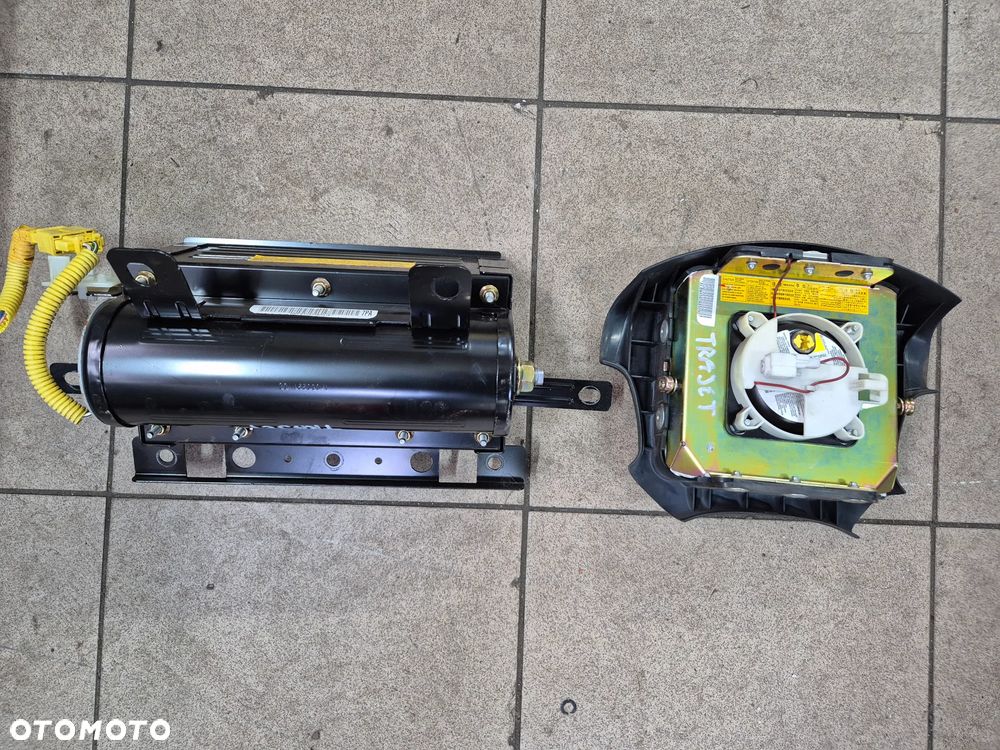 PODUSZKA AIRBAG TRAJET 2.0 CRDI LIFT - 2