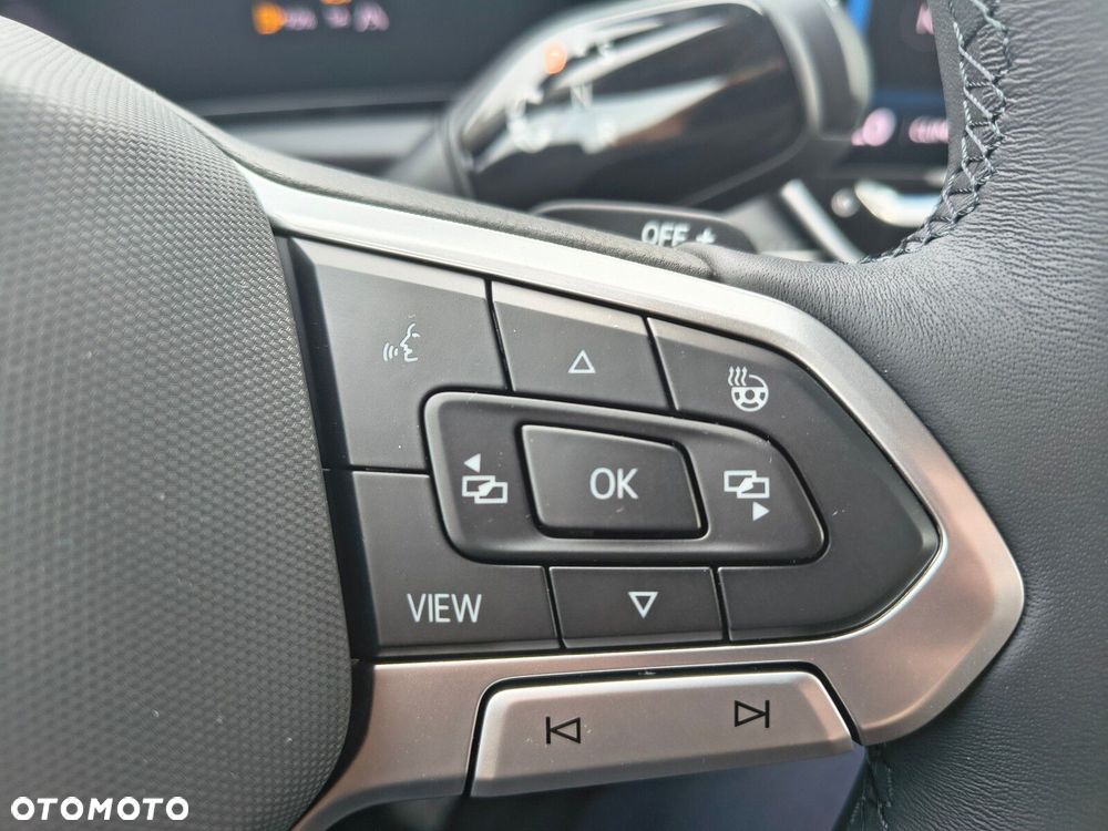 Volkswagen Tiguan 2.0 TDI 4Mot Elegance DSG - 24