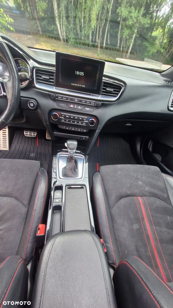 Kia ProCeed - 22