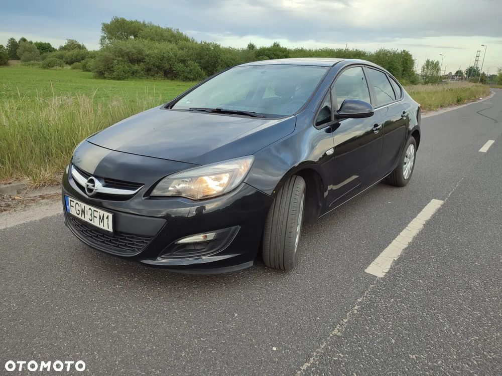 Opel Astra 1.6 Active - 1