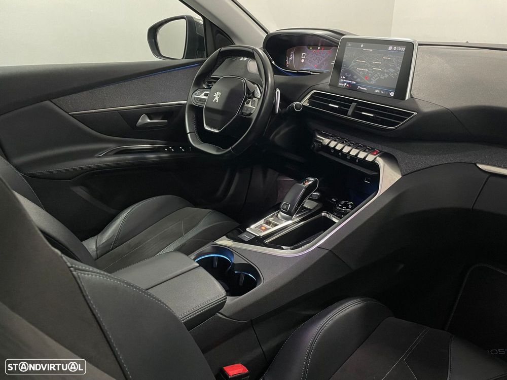 Peugeot 3008 1.2 PureTech Allure EAT8 - 24