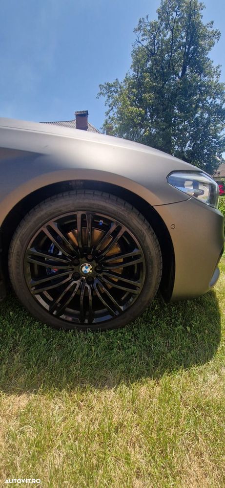 BMW Seria 5 530d xDrive Touring Aut. Sport Line - 11
