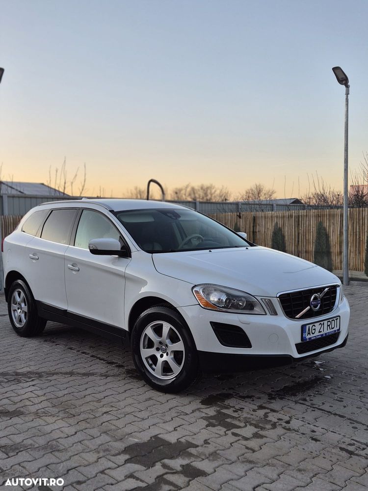 Volvo XC 60 D5 AWD Edition Pro - 10