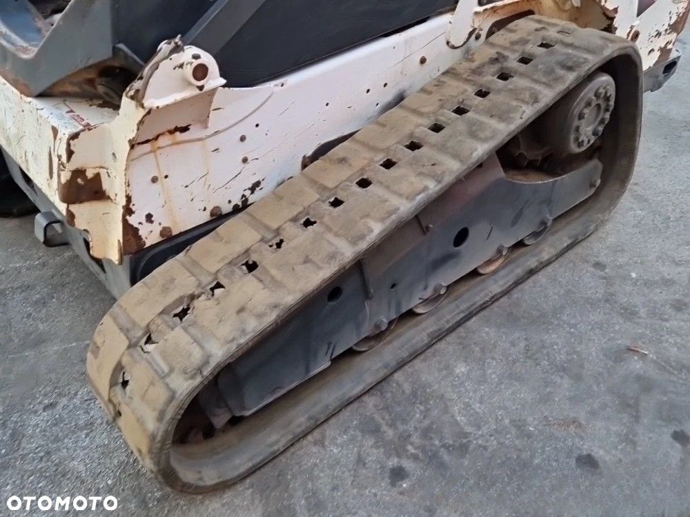 Bobcat T590 - 10