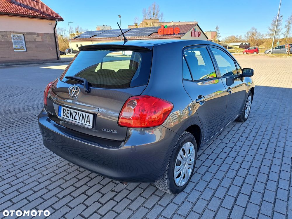 Toyota Auris - 8