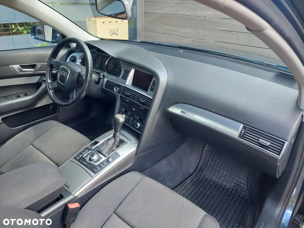 Audi A6 Avant - 14