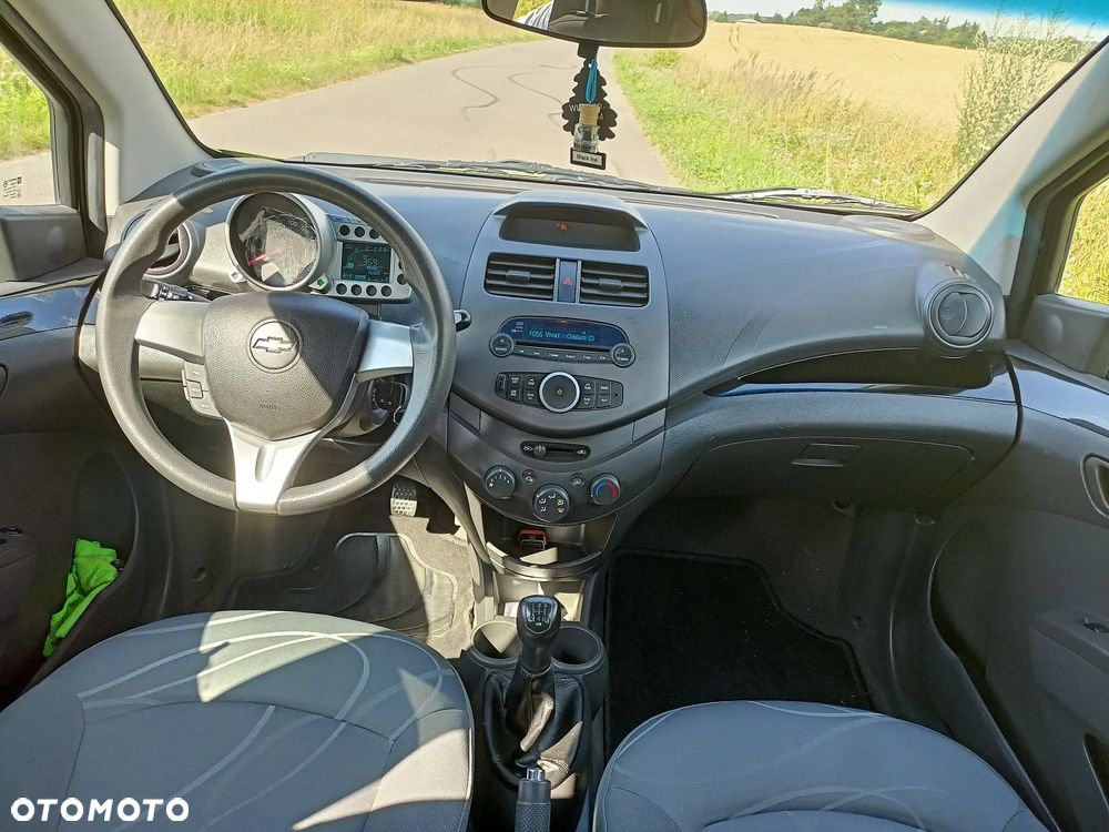 Chevrolet Spark - 4