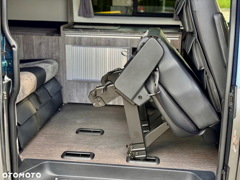 Volkswagen Transporter - 12