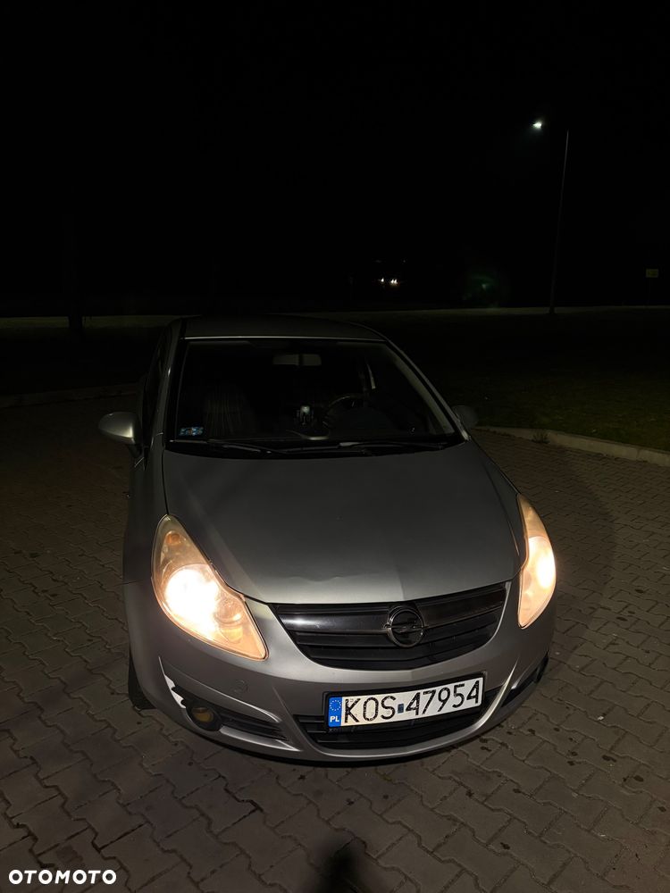 Opel Corsa 1.2 16V Silverline - 2