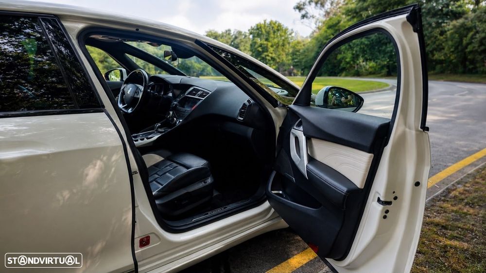 Citroën DS5 2.0 HDi Hybrid4 Sport Chic CMP6 - 28