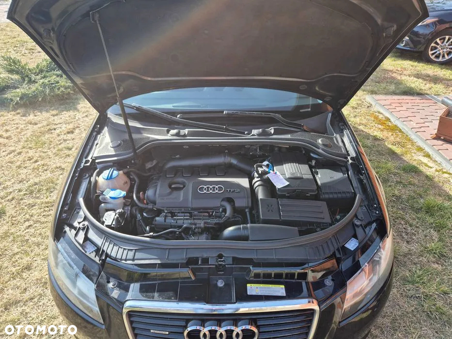 Audi A3 1.8 TFSI Quattro Ambiente - 2