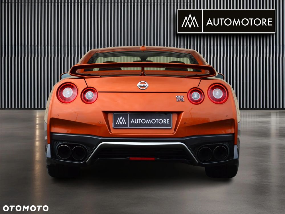 Nissan GT-R Prestige - 7