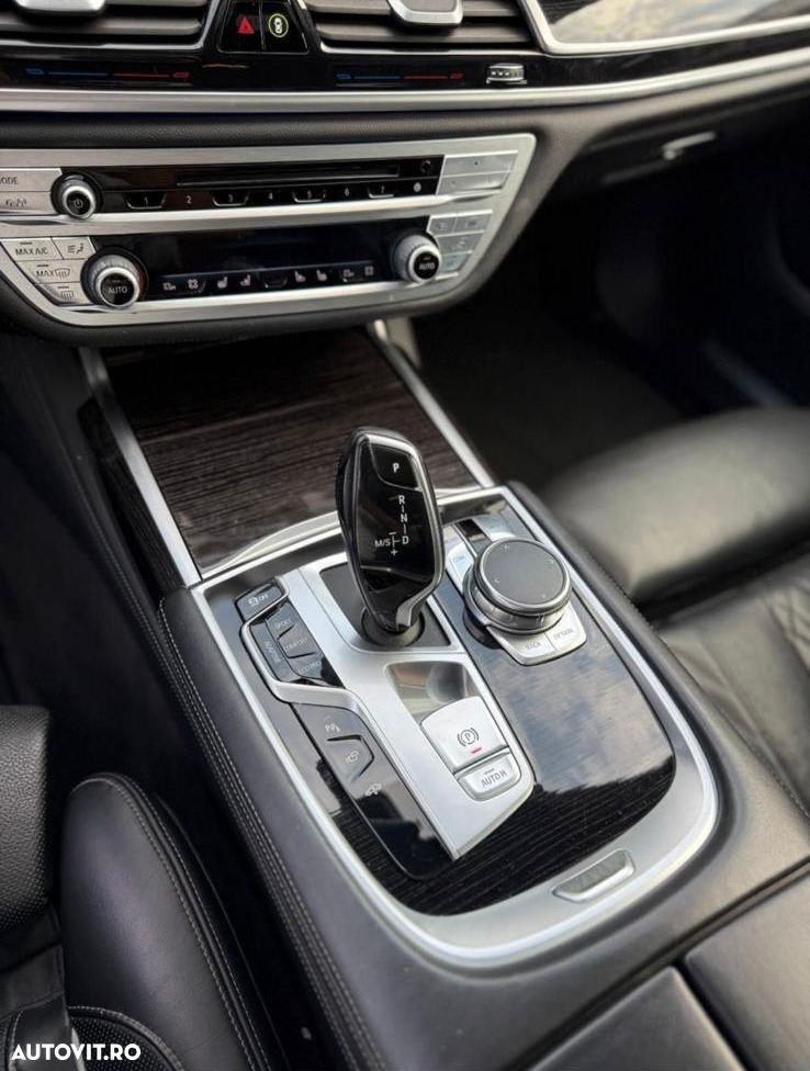 BMW Seria 7 730d xDrive - 12