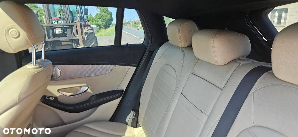 Mercedes-Benz EQC 400 4Matic AMG Line - 12