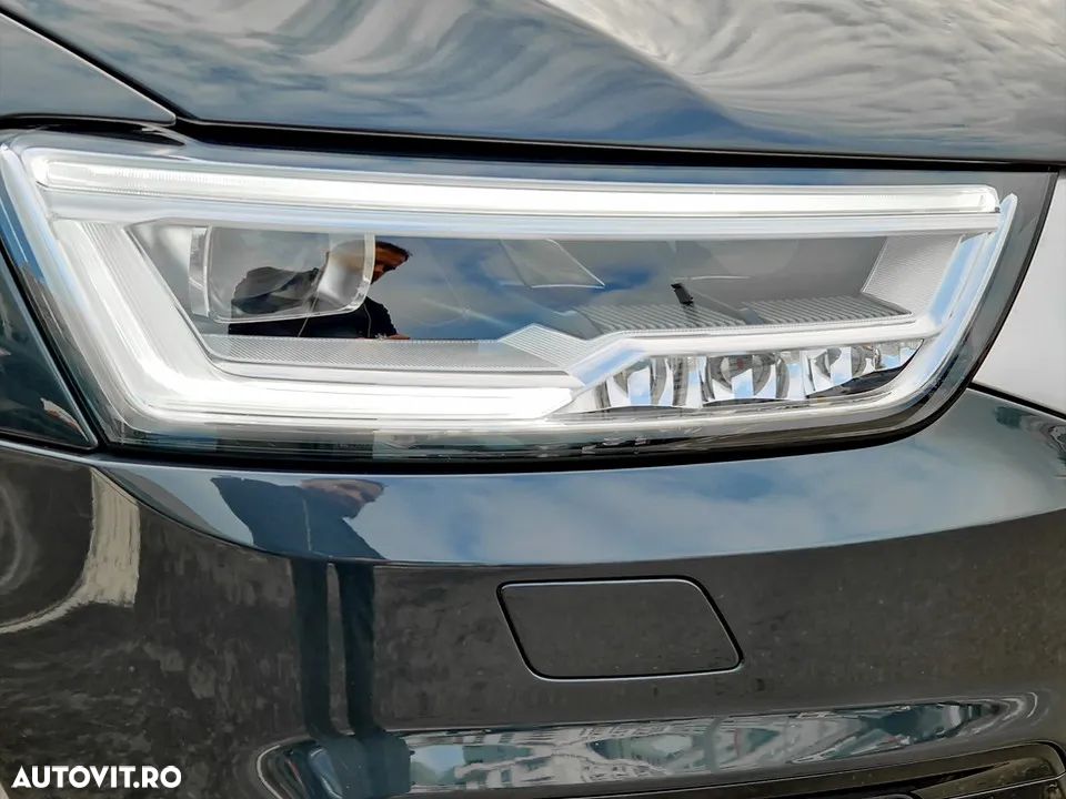 Audi Q3 2.0 TDI Quattro Stronic Sport - 9