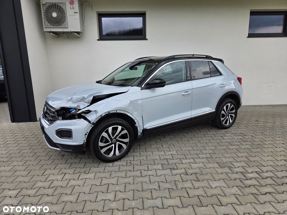 Volkswagen T-Roc - 16