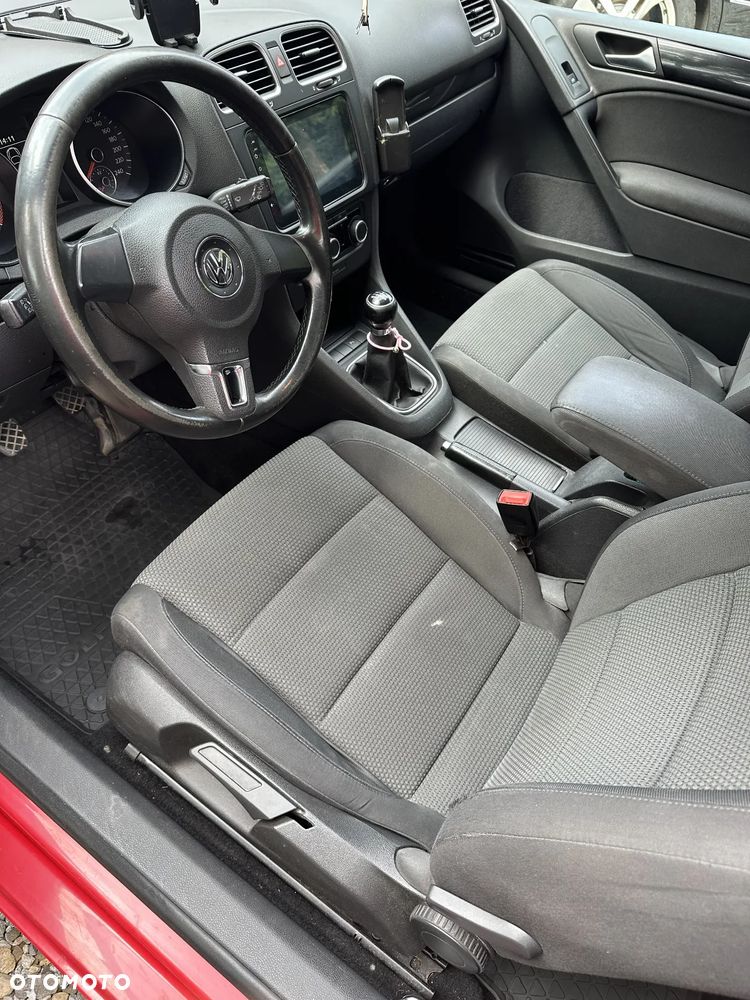 Volkswagen Golf - 10