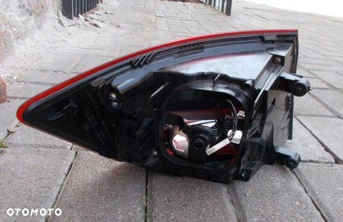 SKODA KAROQ LAMPA PRAWA TYLNA LED 57A945208 - 3