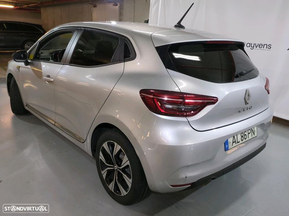 Renault Clio - 2