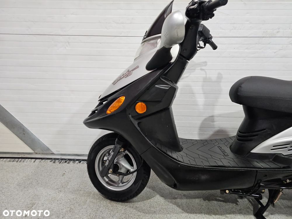 Kymco Dink - 7