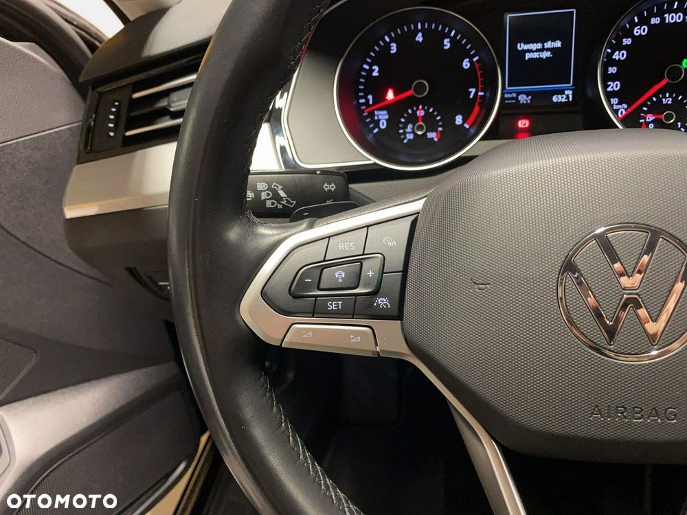 Volkswagen Passat Variant - 23