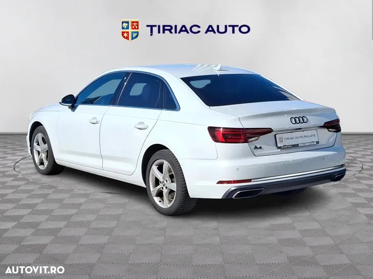 Audi A4 Avant 40 TFSI S tronic sport - 4