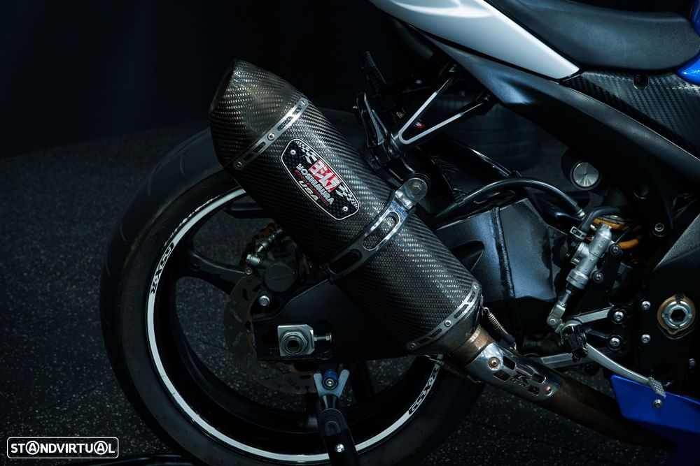 Suzuki GSX-R k8 - 8