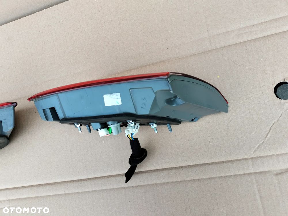 HYUNDAI i40 LIFT sedan 2016 LAMPA LEWA W KLAPĘ LED - 11