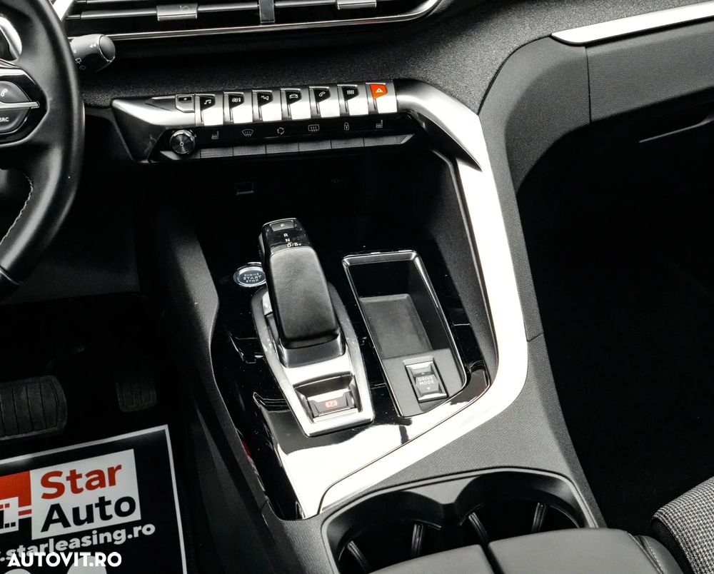 Peugeot 3008 PHEV 180 EAT8 Allure Pack - 22