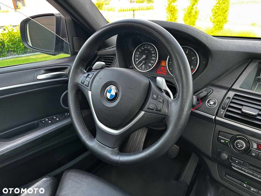 BMW X6 - 26