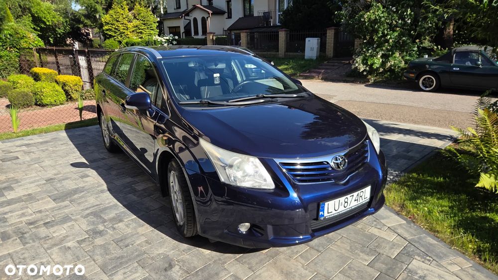 Toyota Avensis - 3