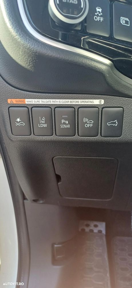 Mitsubishi Outlander 2.0 4WD - 12