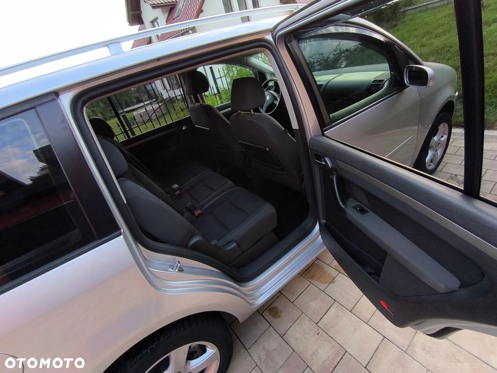 Volkswagen Touran 1.6 United - 17