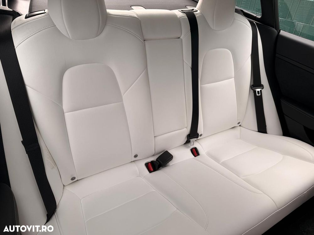 Tesla Model 3 Langstreckenbatterie Allradantrieb Dual Motor - 5