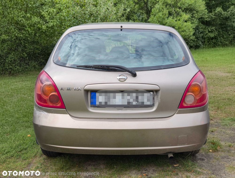 Nissan Almera - 5