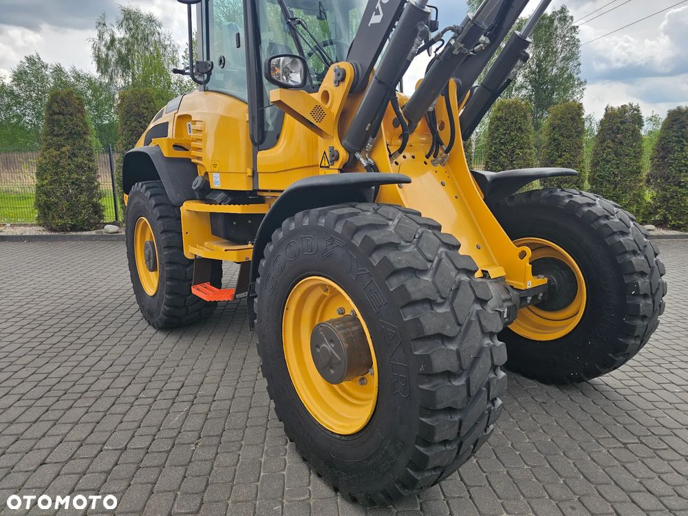 Volvo L45 ŁADOWARKA KOŁOWA 11tonowa Salon Polska! - 15