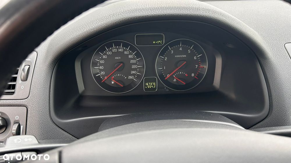 Volvo V50 T5 Momentum - 14