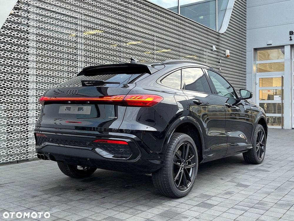 Audi Q5 Sportback - 33