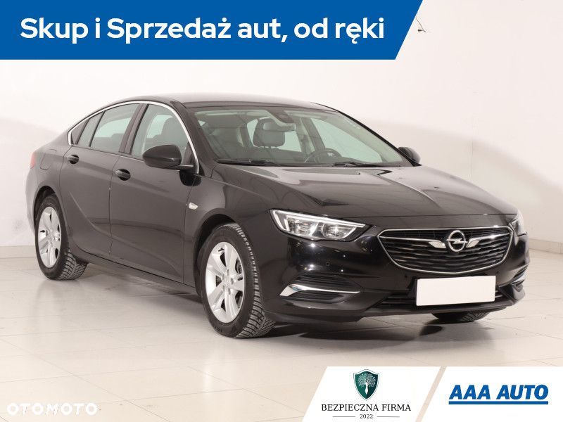 Opel Insignia - 2
