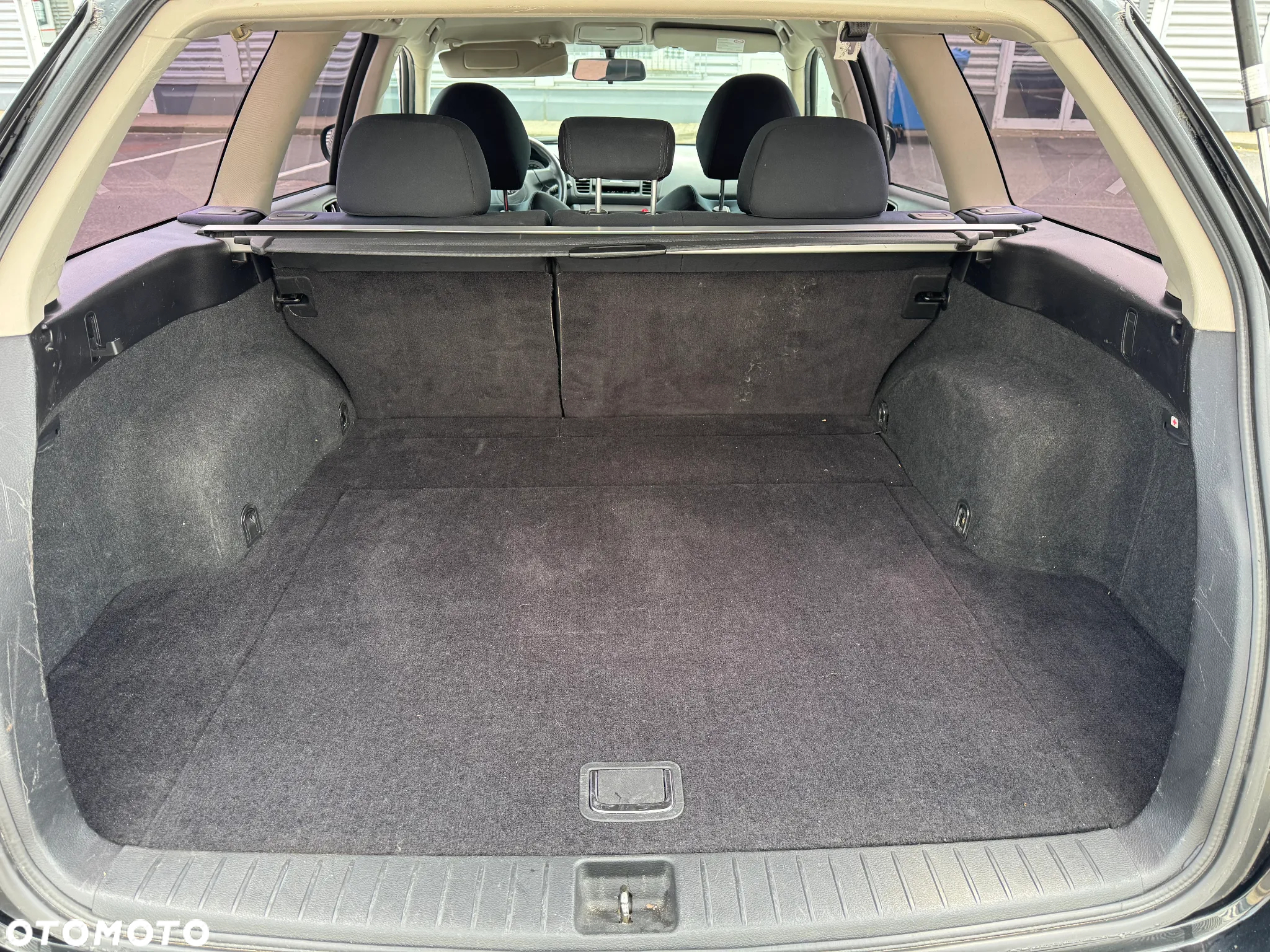Subaru Legacy - 9