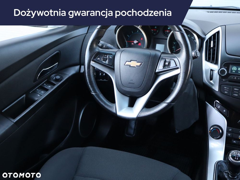 Chevrolet Cruze - 9