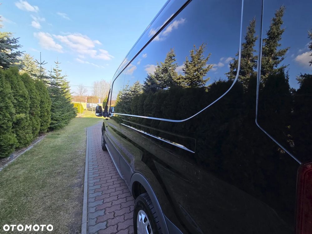 Ford Transit - 12