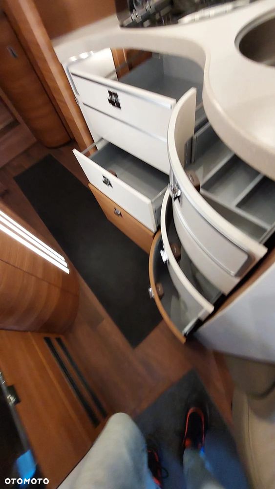 Carthago C-line 4.9 LE L - 14