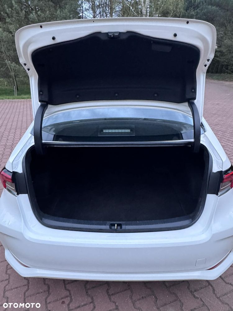 Toyota Corolla 1.6 Comfort - 9