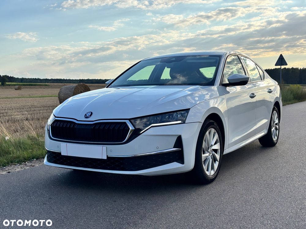 Skoda Octavia 1.5 TSI mHEV Selection DSG - 16