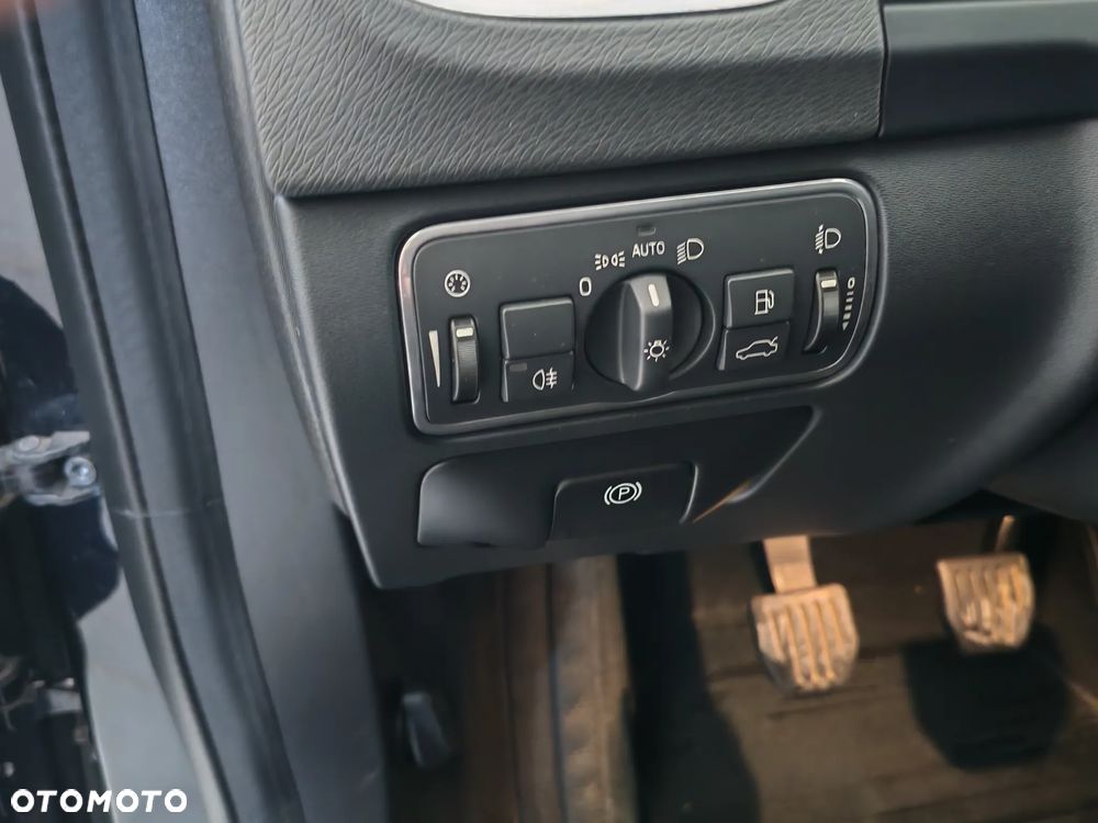 Volvo V60 D2 Drive-E Kinetic - 15