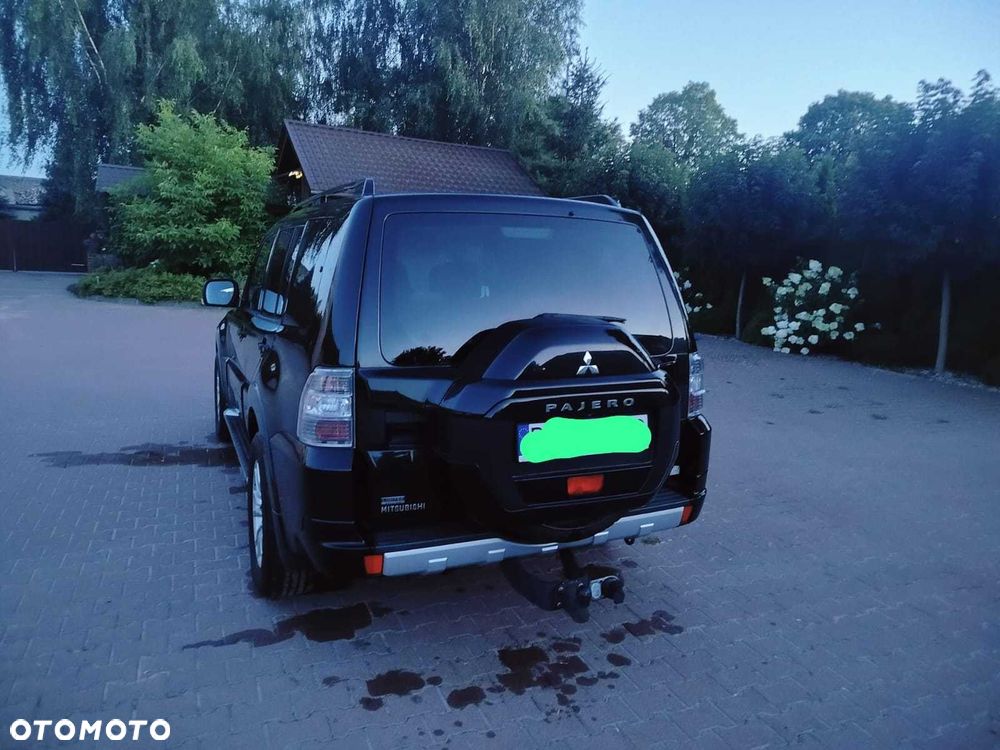 Mitsubishi Pajero - 6