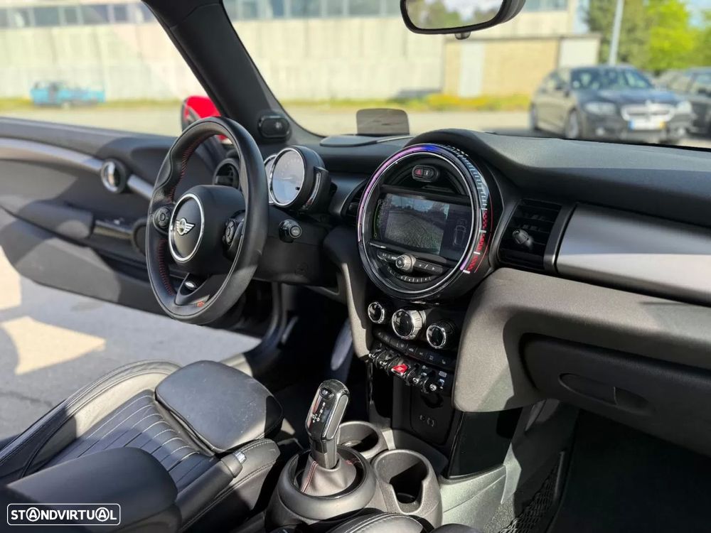 MINI 3 Portas John Cooper Works Auto Desportiva - 17