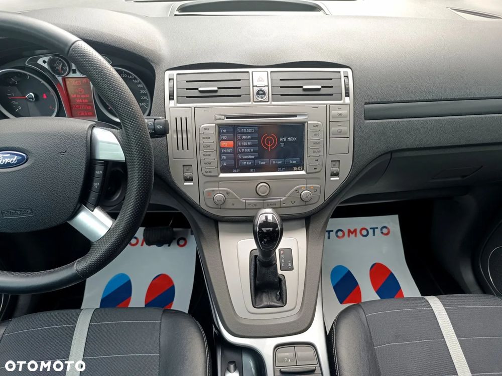 Ford Kuga 2.0 TDCi 4x4 Titanium - 31