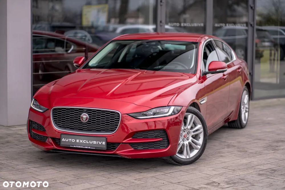 Jaguar XE 2.0 D180 HSE - 15
